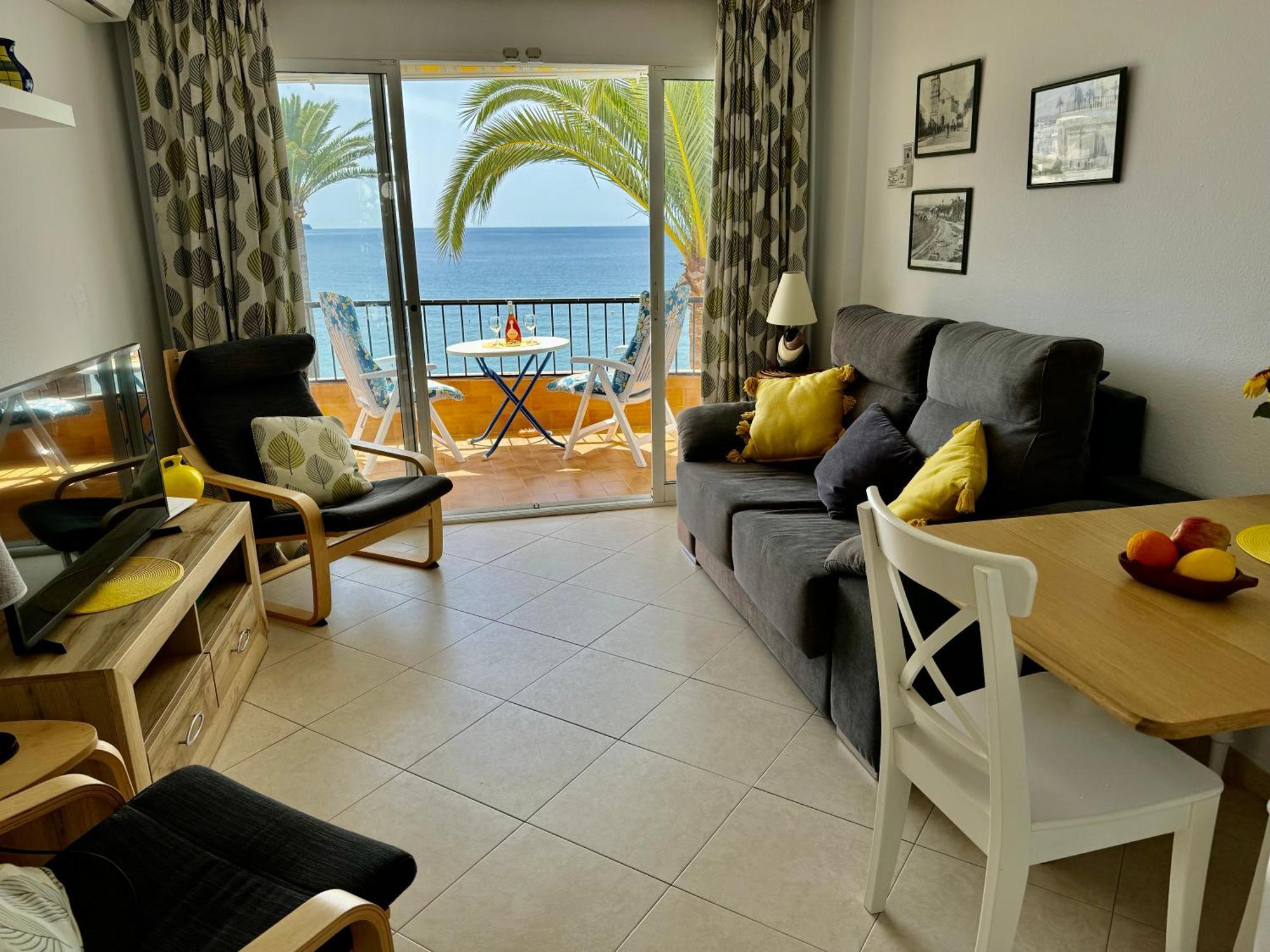 Apartament Acapulco Playa 34 Menyber Nerja Zewnętrze zdjęcie